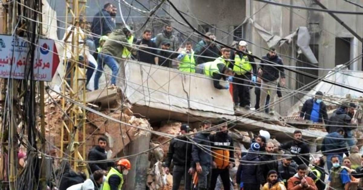 ইরানজুড়ে যুক্তরাষ্ট্র ও ইসরাইলের যৌথ হামলা: লণ্ডভণ্ড রেলপথ ও যোগাযোগ অবকাঠামো