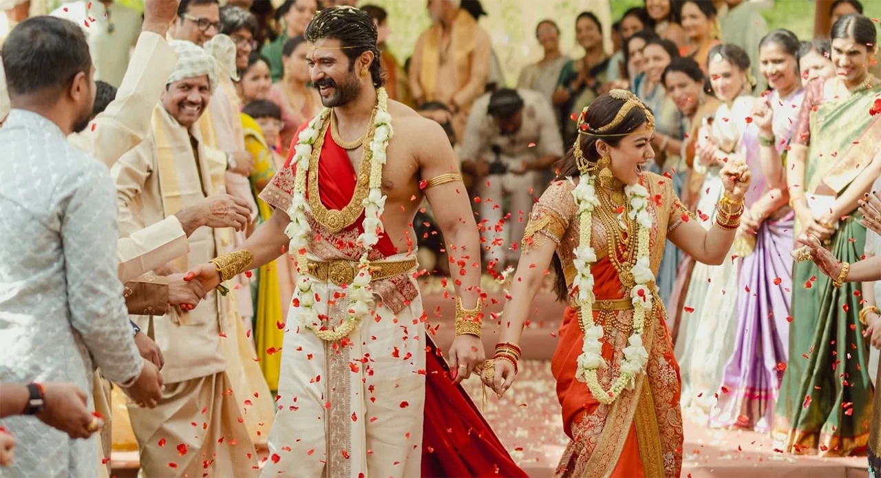 বিয়ের পর বড় সিদ্ধান্ত নিলেন বিজয়-রাশমিকা