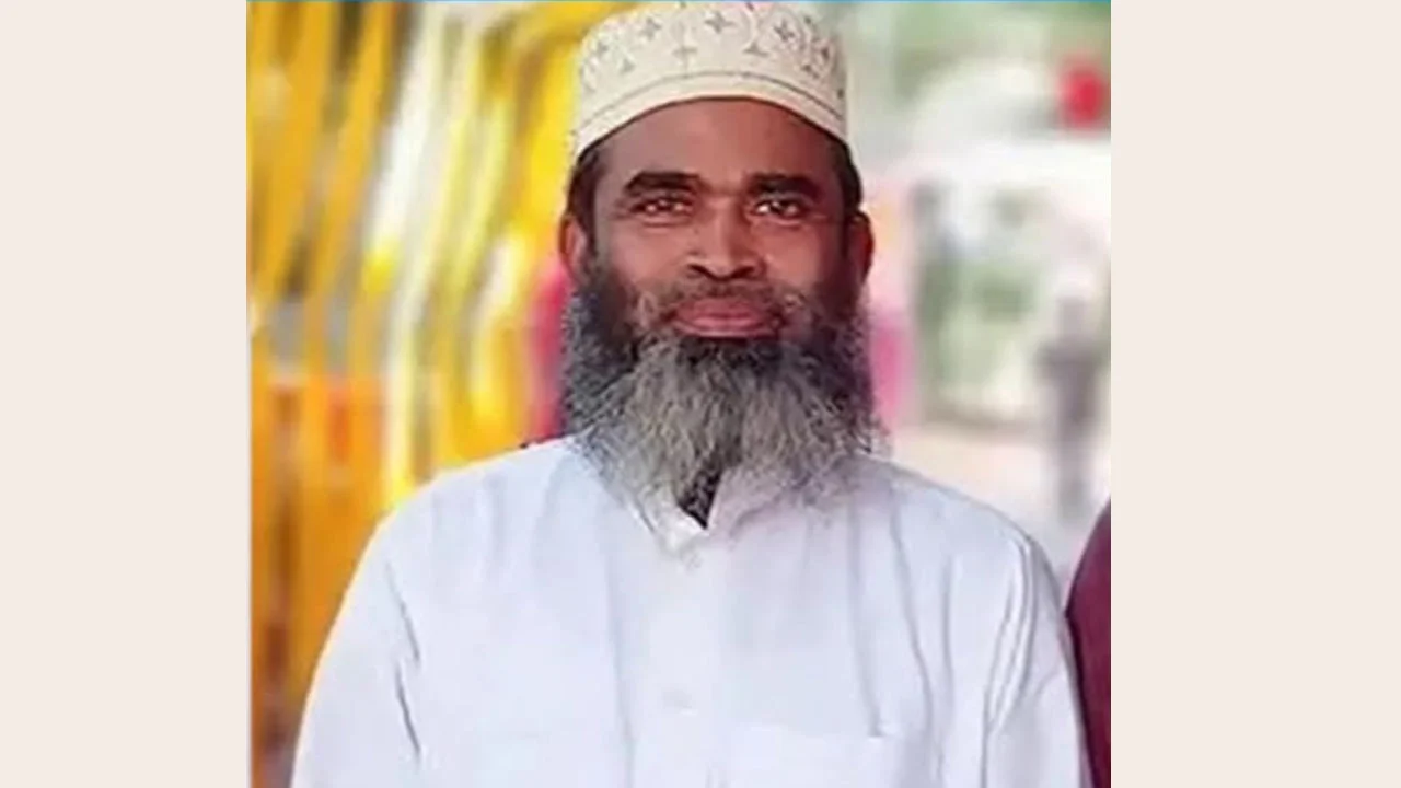 মসজিদে আজান দেওয়ার সময় ইমামের মৃত্যু